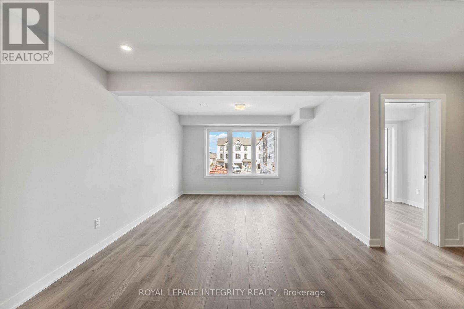 792 Kinstead Private, Ottawa, Ontario  K2S 3B3 - Photo 6 - X12692466