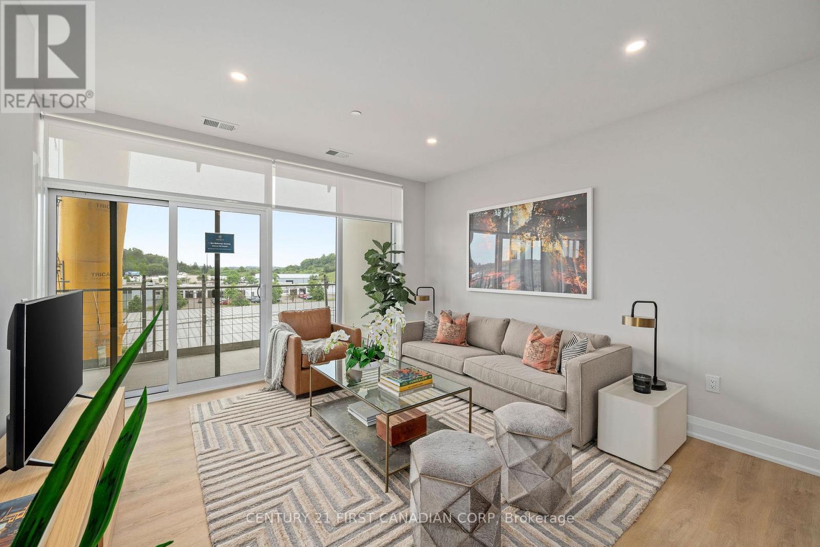 1303 - 4286 King Street, Kitchener, Ontario  N2P 2E9 - Photo 9 - X12692392