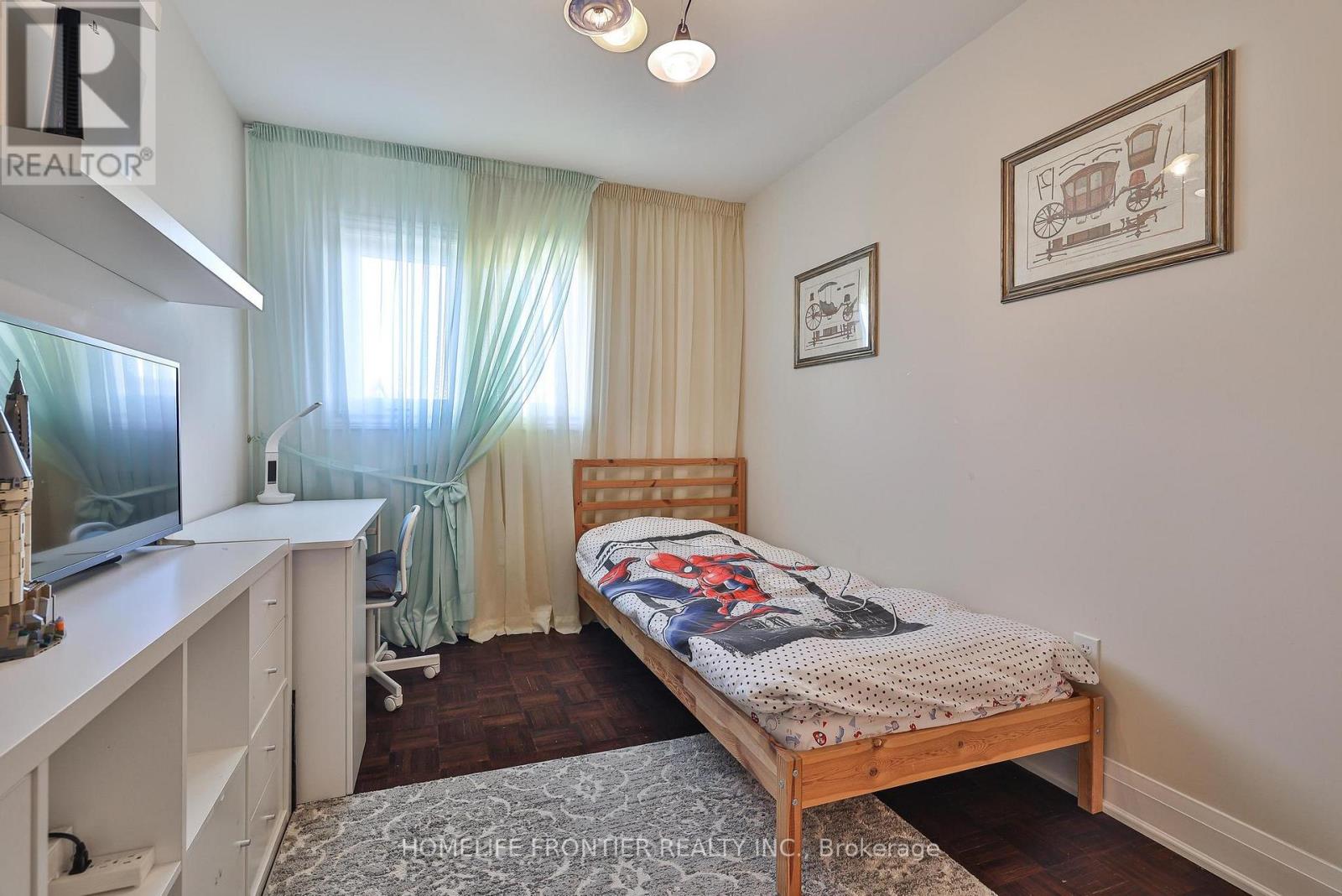 86 Venice Gate Drive, Vaughan, Ontario  L4H 0E7 - Photo 36 - N12692150