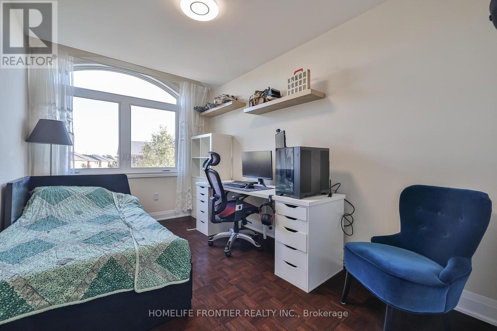 86 Venice Gate Drive, Vaughan, Ontario  L4H 0E7 - Photo 31 - N12692150