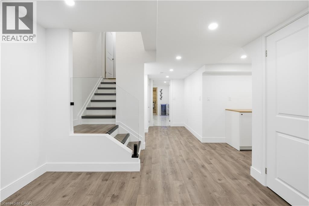 87 Mcknight Avenue, Hamilton, Ontario  L8B 0T8 - Photo 27 - 40785474