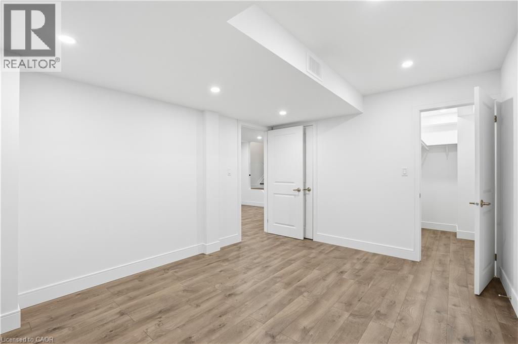 87 Mcknight Avenue, Hamilton, Ontario  L8B 0T8 - Photo 29 - 40785474