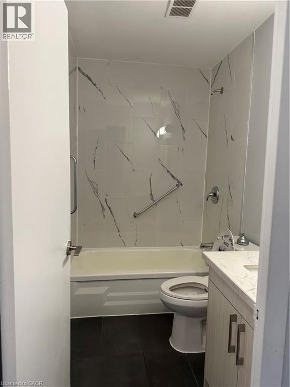 579 Clare Avenue Unit 212, Welland, Ontario  L3C 3B7 - Photo 8 - 40798068