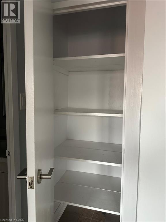 579 Clare Avenue Unit 212, Welland, Ontario  L3C 3B7 - Photo 9 - 40798068