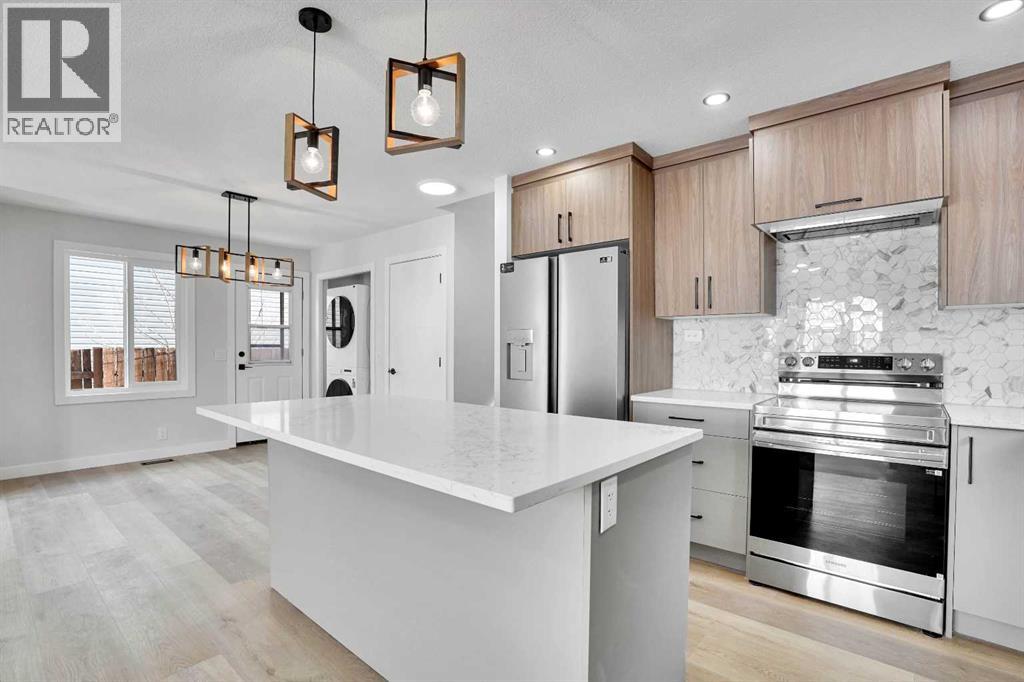 139 Castleglen Way Ne, Calgary, Alberta  T3J 1V2 - Photo 9 - A2274930