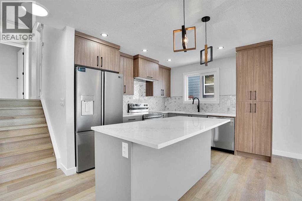 139 Castleglen Way Ne, Calgary, Alberta  T3J 1V2 - Photo 5 - A2274930