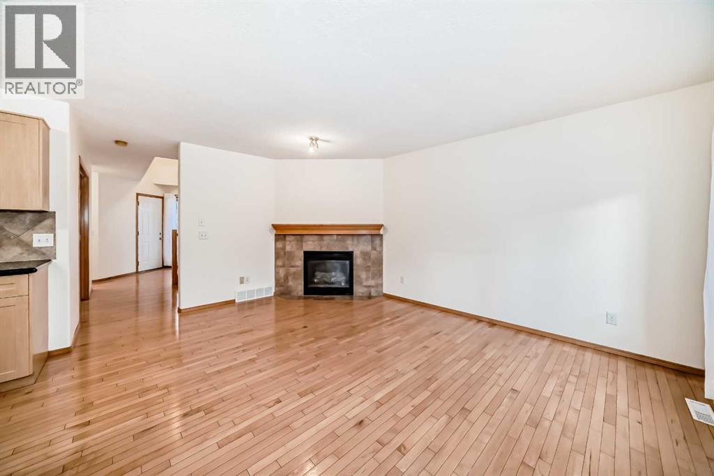 17 Royal Birkdale Crescent Nw, Calgary, Alberta  T3G 5R4 - Photo 10 - A2278941