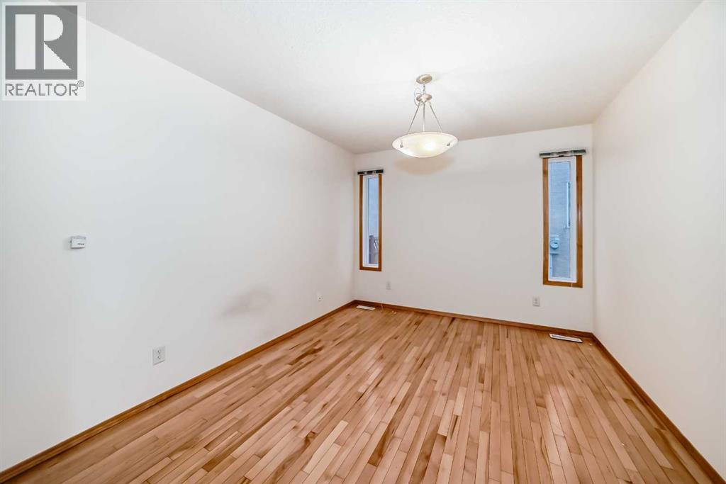 17 Royal Birkdale Crescent Nw, Calgary, Alberta  T3G 5R4 - Photo 12 - A2278941