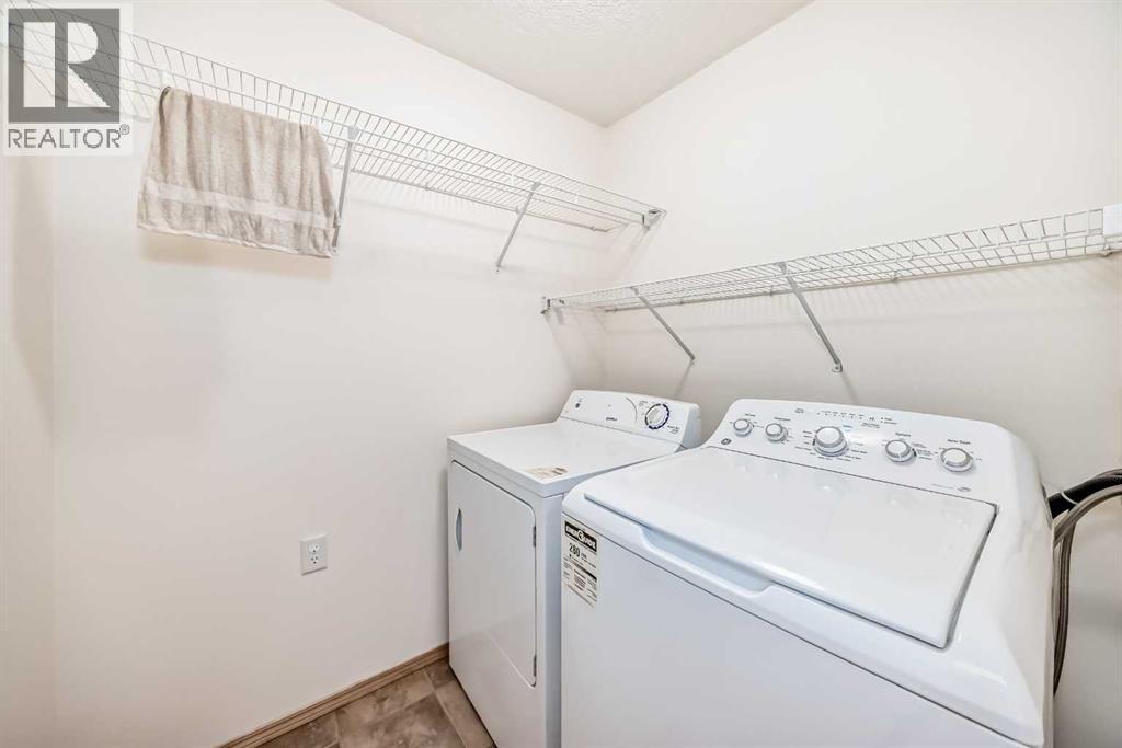 17 Royal Birkdale Crescent Nw, Calgary, Alberta  T3G 5R4 - Photo 30 - A2278941