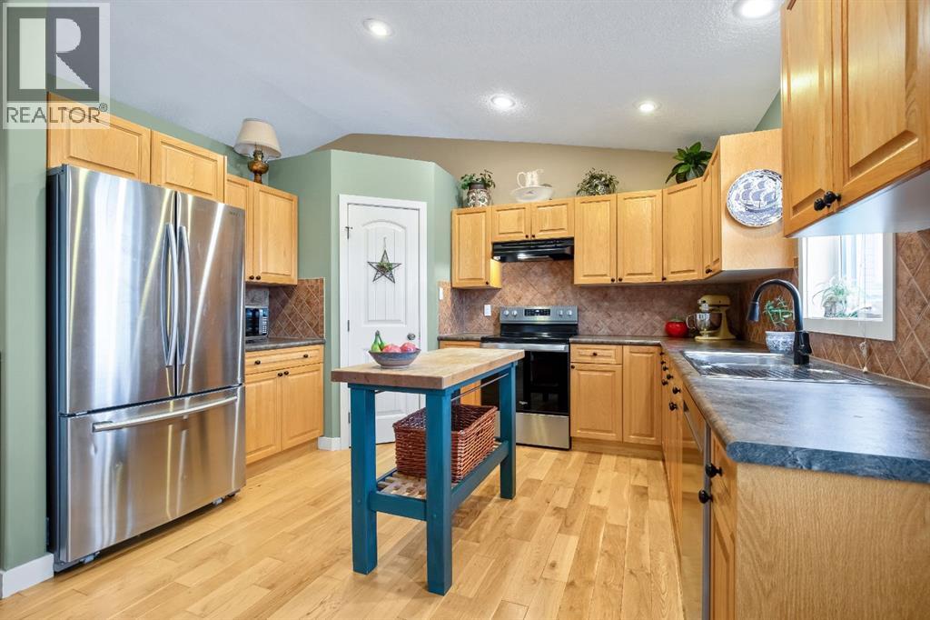 2103 27 Avenue, Nanton, Alberta  T0L 1R0 - Photo 9 - A2275213