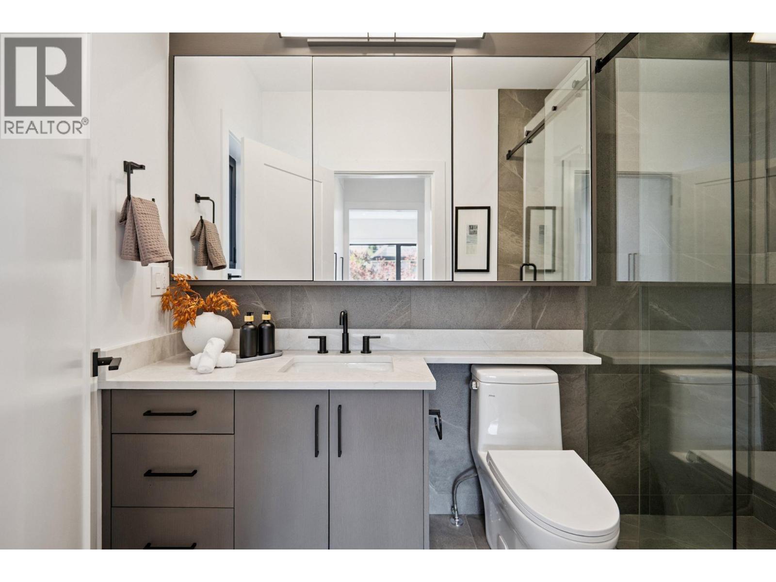 #1 1079 E 14th Avenue, Vancouver, British Columbia  V5T 2P1 - Photo 31 - R3078964