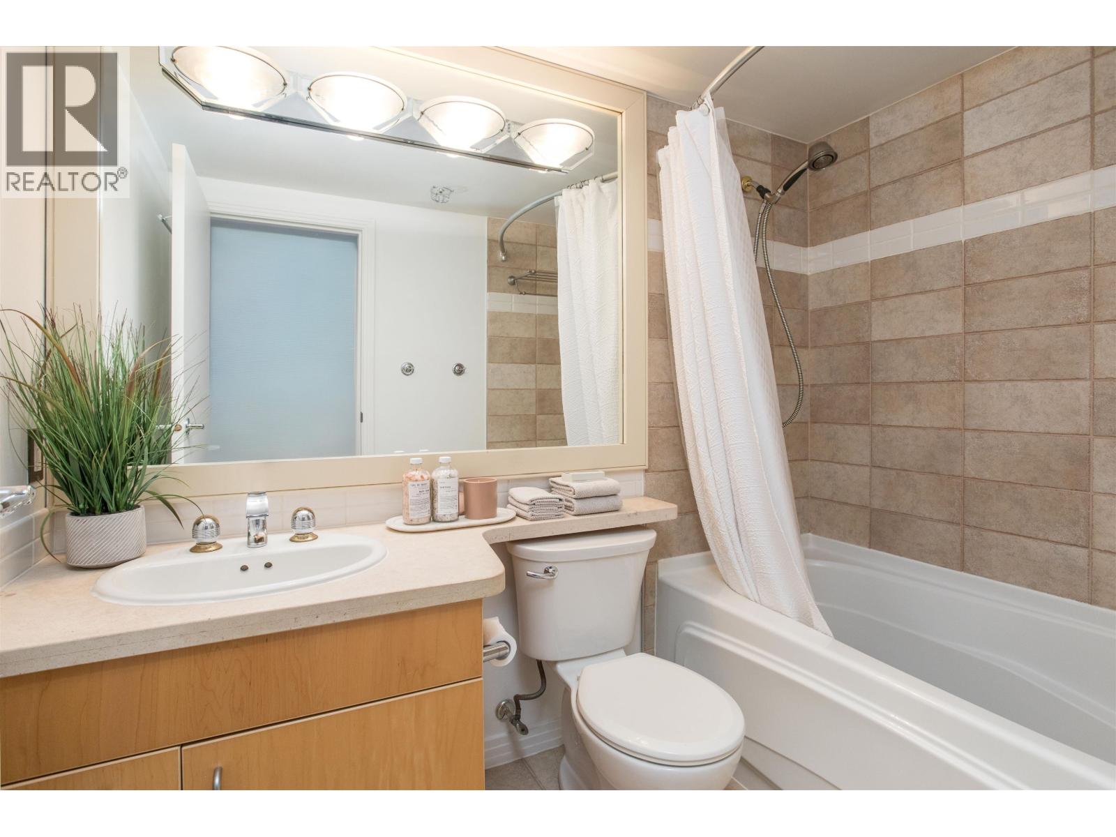 Tha 1199 Marinaside Crescent, Vancouver, British Columbia  V6Z 2Y2 - Photo 20 - R3078995