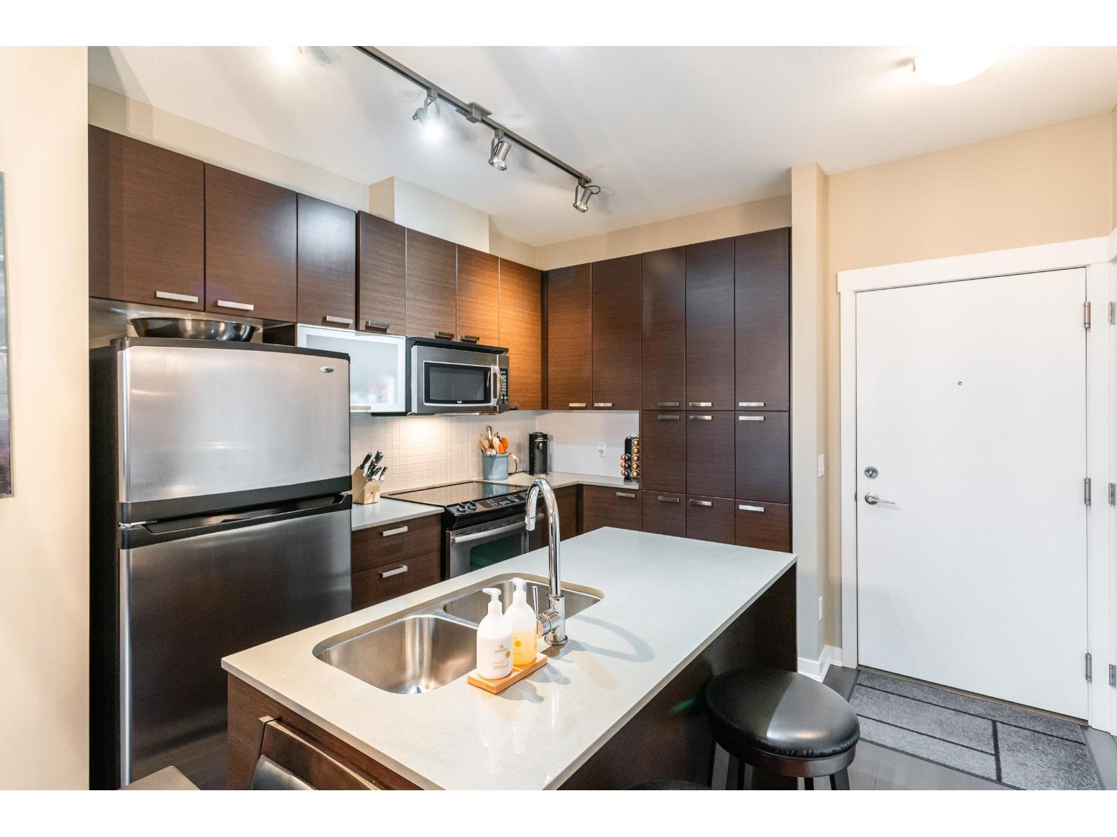 408 18818 68 Avenue, Surrey, British Columbia  V4N 6K2 - Photo 5 - R3078806