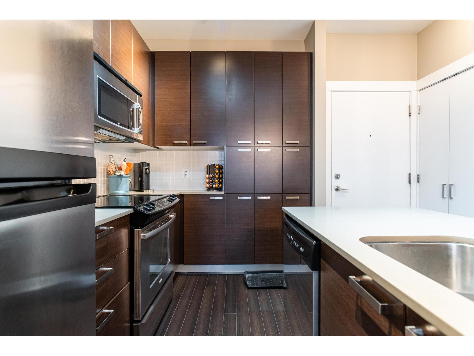 408 18818 68 Avenue, Surrey, British Columbia  V4N 6K2 - Photo 9 - R3078806