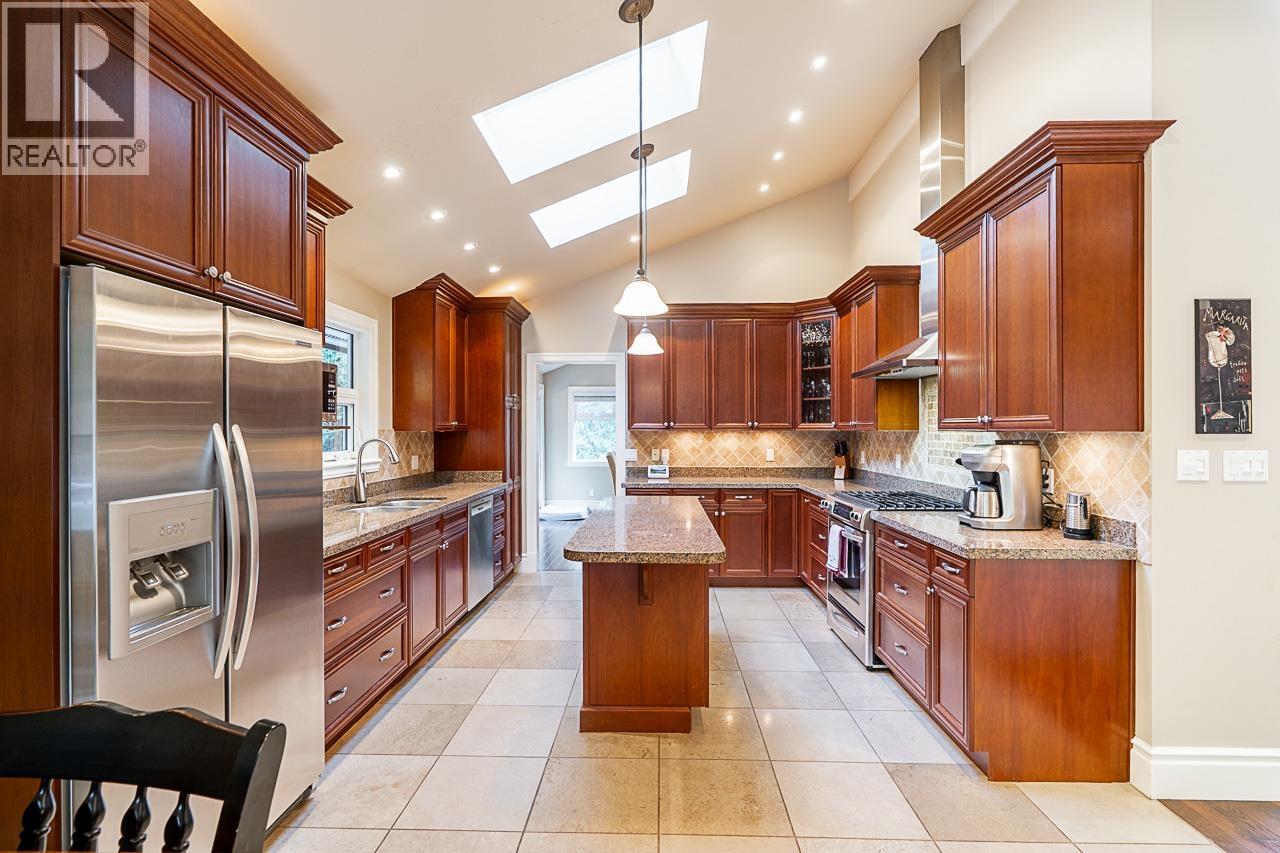 4640 Woodburn Road, West Vancouver, British Columbia  V7S 2W6 - Photo 12 - R3078985