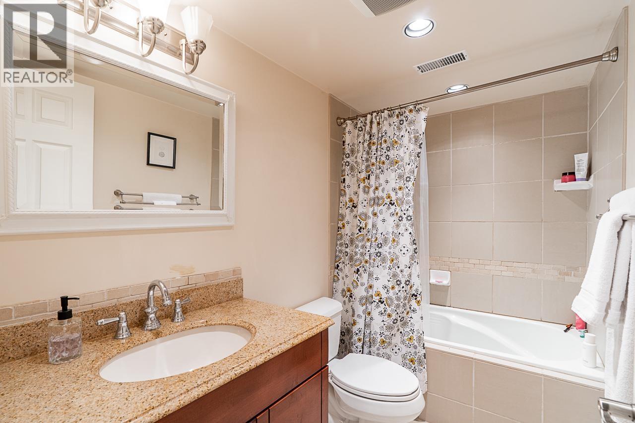 4640 Woodburn Road, West Vancouver, British Columbia  V7S 2W6 - Photo 24 - R3078985