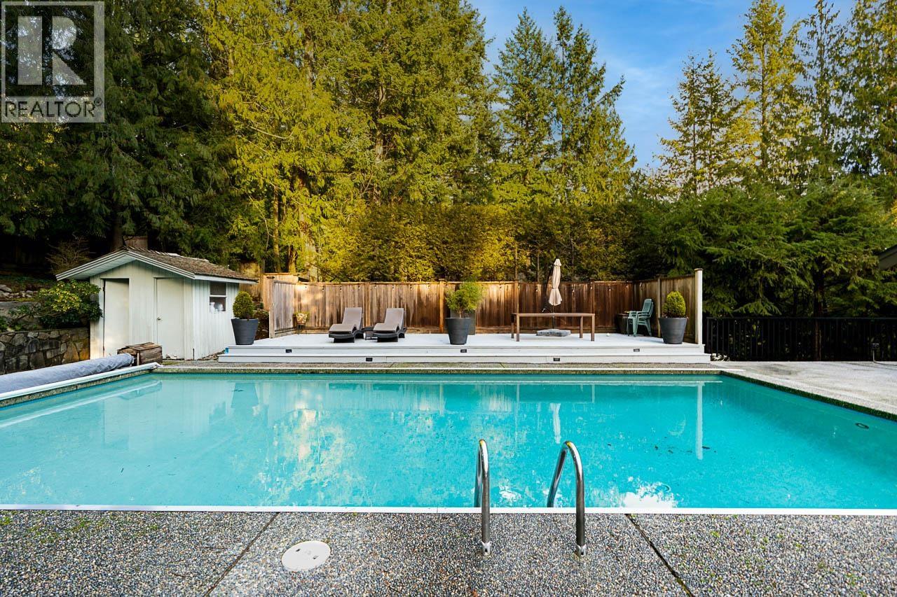 4640 Woodburn Road, West Vancouver, British Columbia  V7S 2W6 - Photo 31 - R3078985