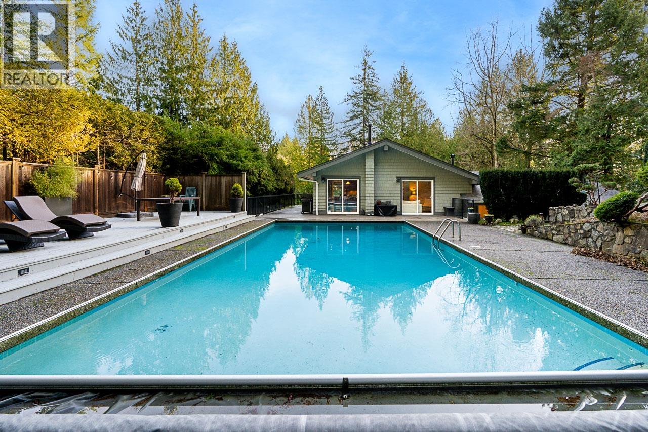 4640 Woodburn Road, West Vancouver, British Columbia  V7S 2W6 - Photo 32 - R3078985