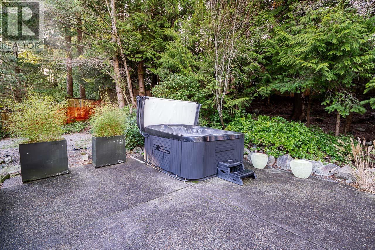 4640 Woodburn Road, West Vancouver, British Columbia  V7S 2W6 - Photo 34 - R3078985