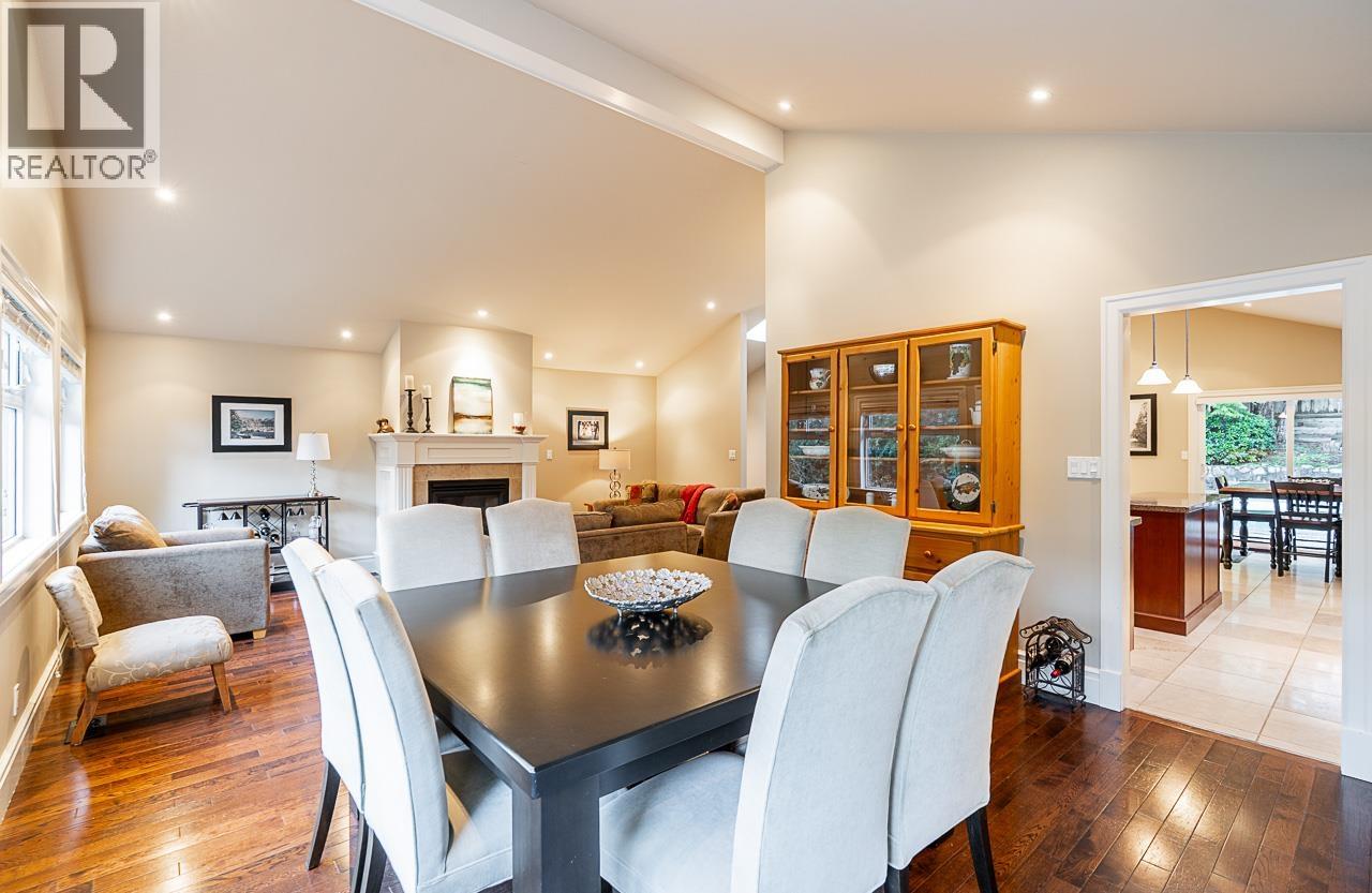 4640 Woodburn Road, West Vancouver, British Columbia  V7S 2W6 - Photo 8 - R3078985