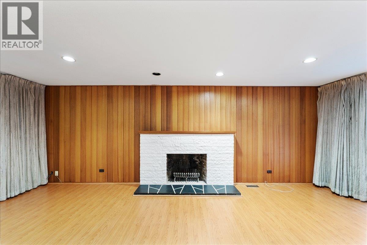 1064 Ruthina Avenue, North Vancouver, British Columbia V7R 2E6 - Photo 14 - R3079020