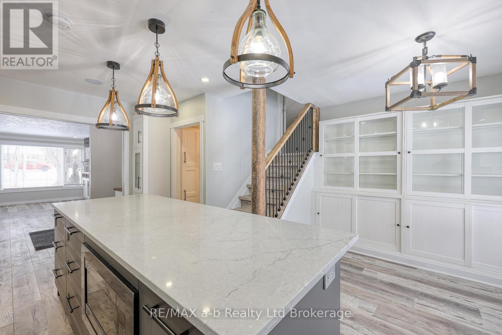 163910 Brownsville Road, South-West Oxford, Ontario  N4G 4G8 - Photo 12 - X12692058