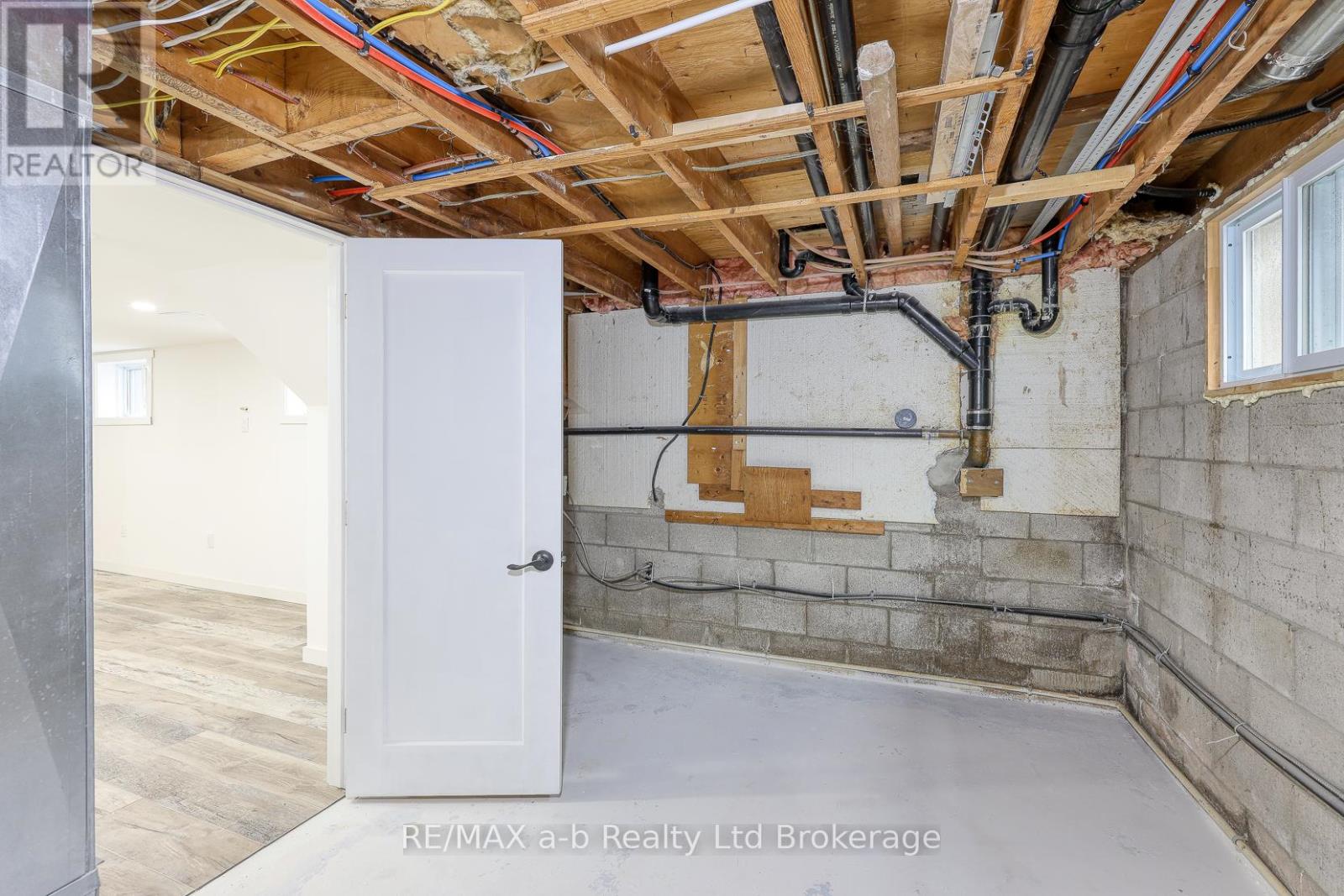 163910 Brownsville Road, South-West Oxford, Ontario  N4G 4G8 - Photo 27 - X12692058