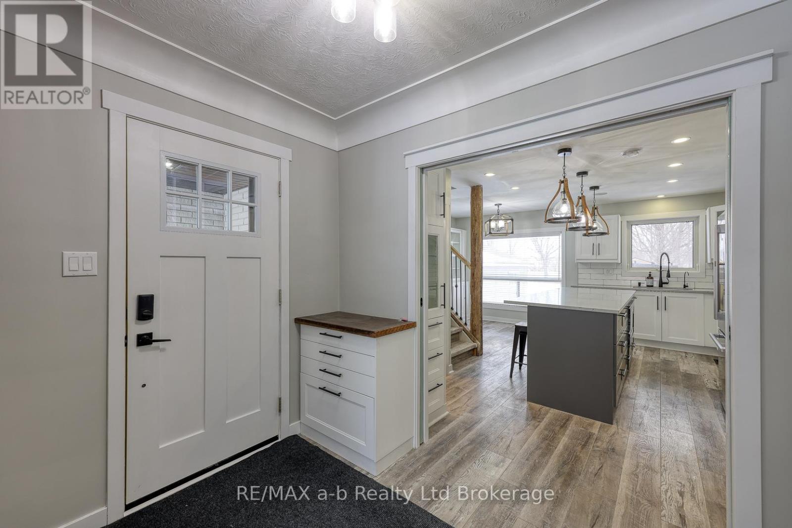 163910 Brownsville Road, South-West Oxford, Ontario  N4G 4G8 - Photo 6 - X12692058