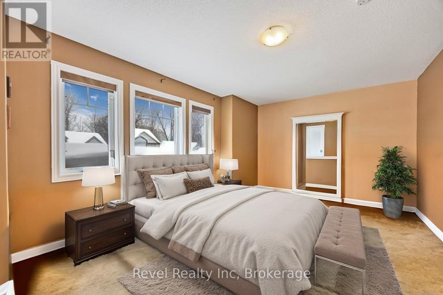 1041 Cook Drive, Midland, Ontario  L4R 0E4 - Photo 12 - S12688874