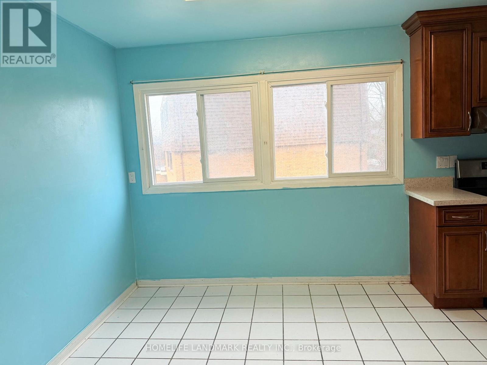 258 Sprucewood Court, Toronto, Ontario  M1W 1P7 - Photo 6 - E12608908