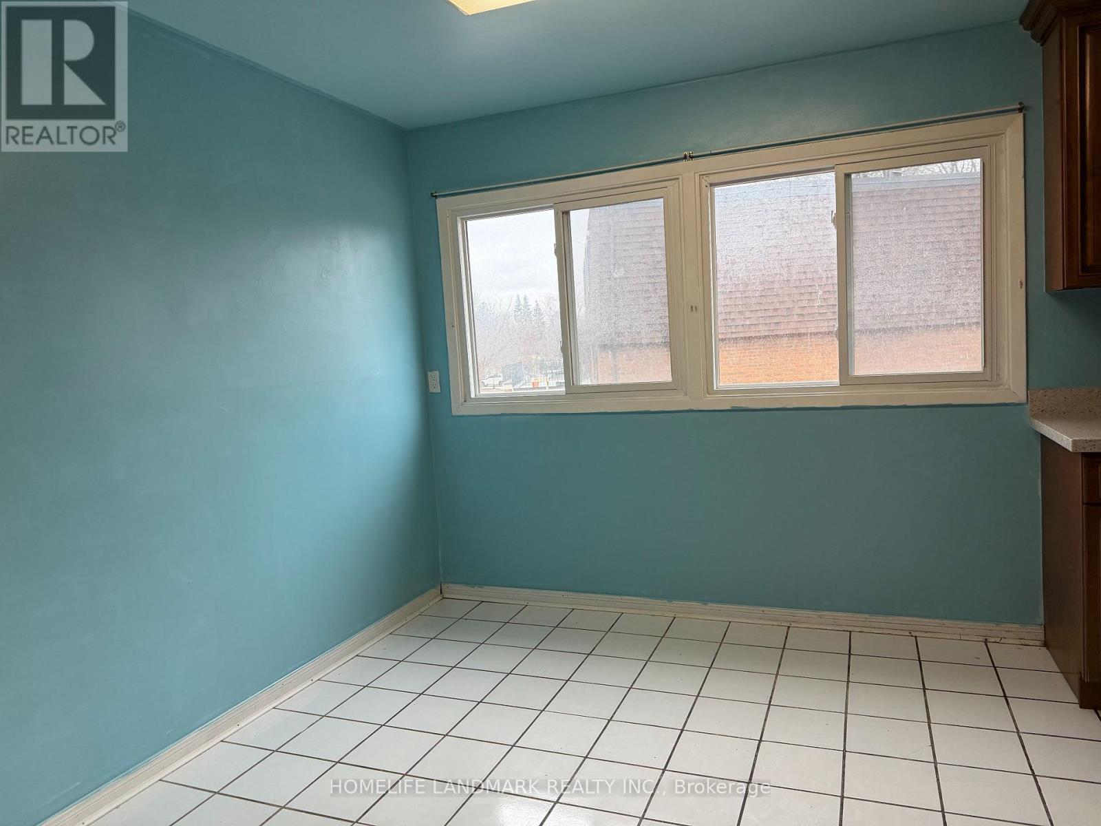 258 Sprucewood Court, Toronto, Ontario  M1W 1P7 - Photo 7 - E12608908