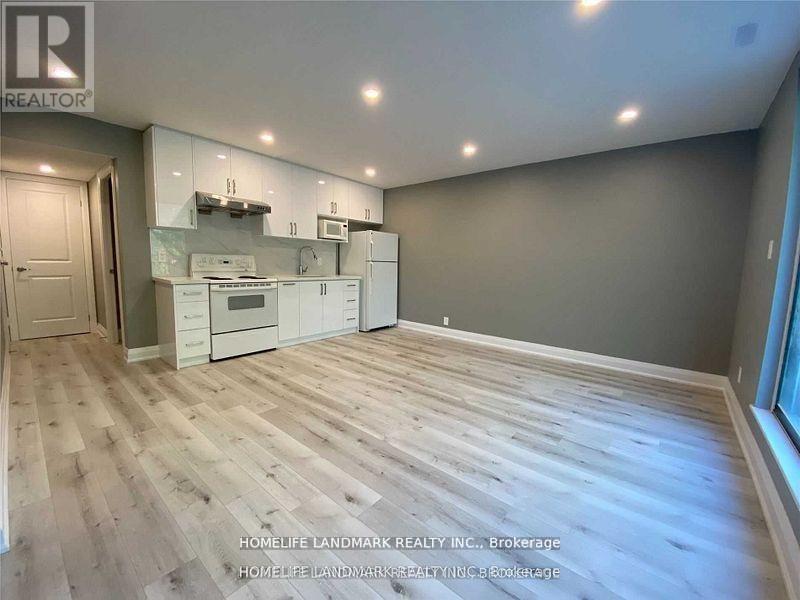 2651 Yonge Street, Toronto, Ontario  M4P 2J6 - Photo 13 - C12692374