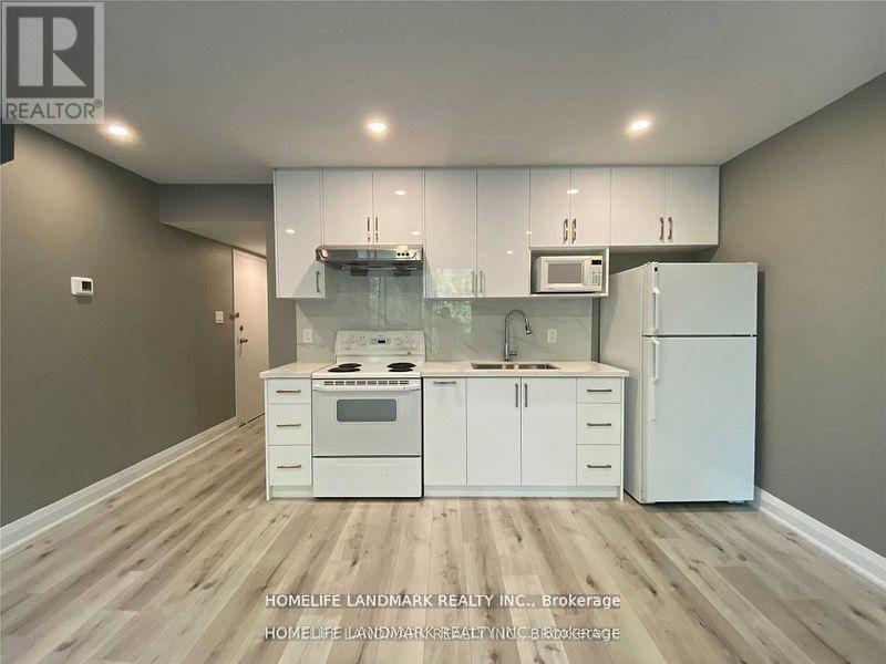 2651 Yonge Street, Toronto, Ontario  M4P 2J6 - Photo 14 - C12692374