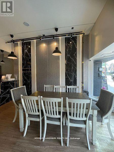 2651 Yonge Street, Toronto, Ontario  M4P 2J6 - Photo 2 - C12692374