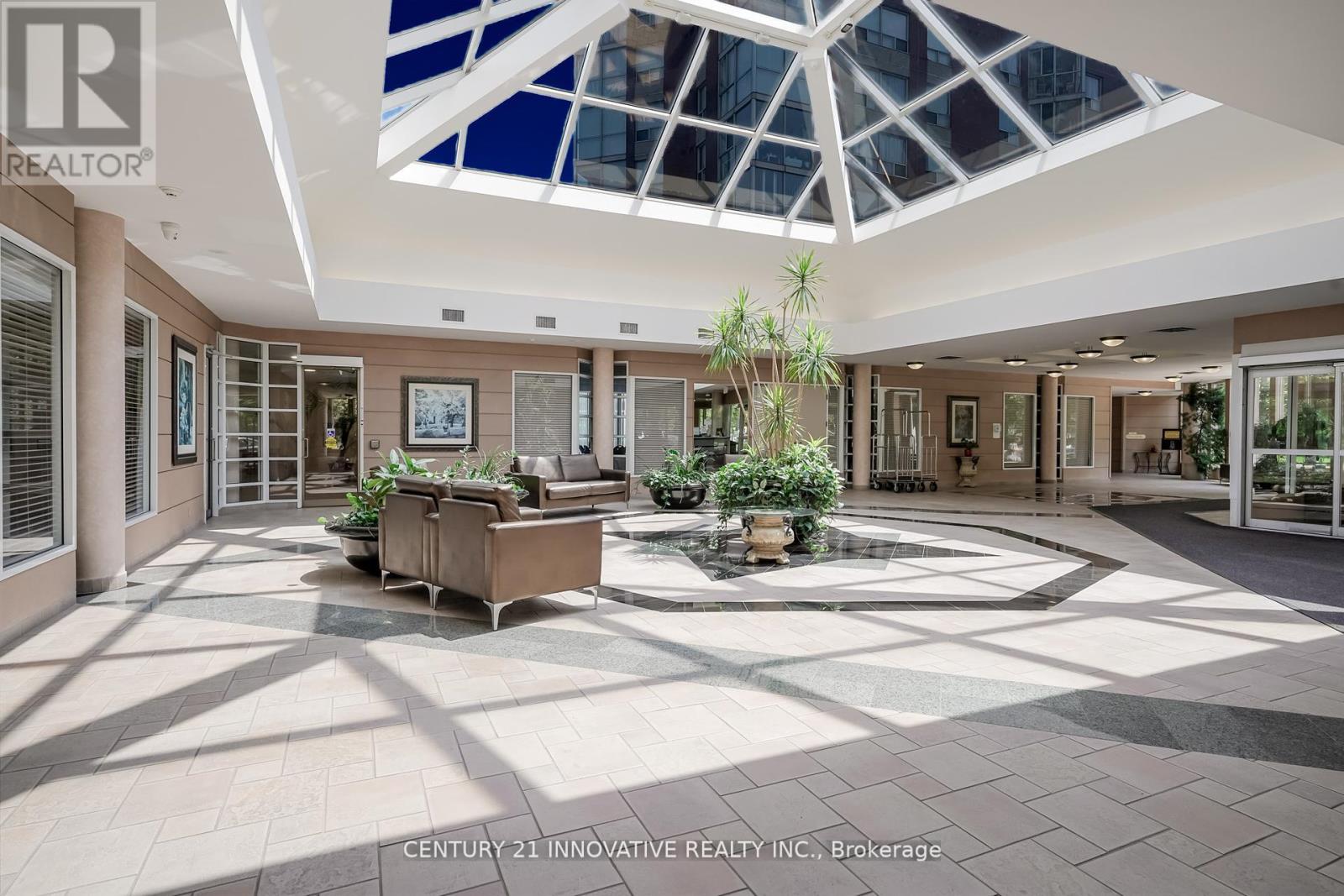 3404 - 7 Concorde Place, Toronto, Ontario  M3C 3N4 - Photo 4 - C12692402