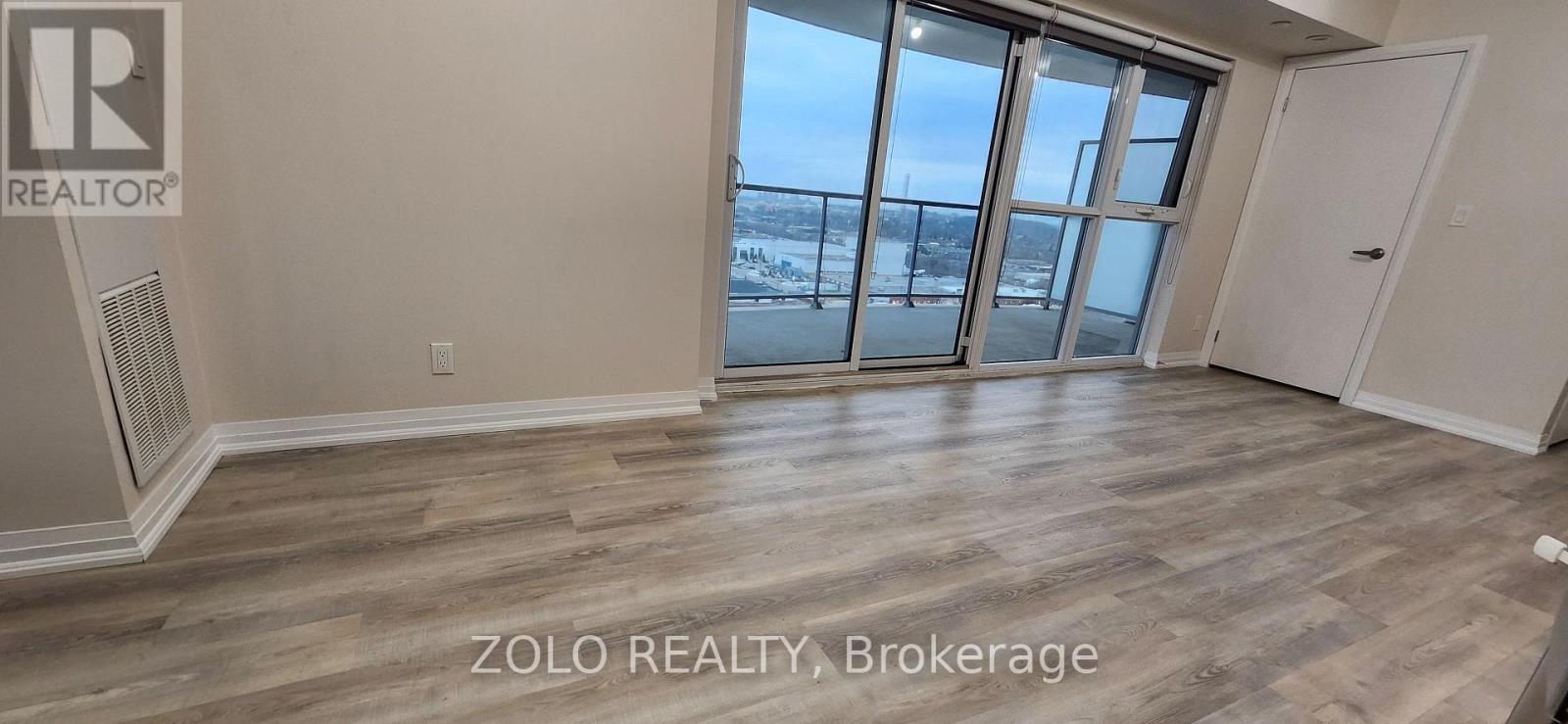 1703 - 2150 Lawrence Avenue, Toronto, Ontario  M1R 3A7 - Photo 6 - E12692384