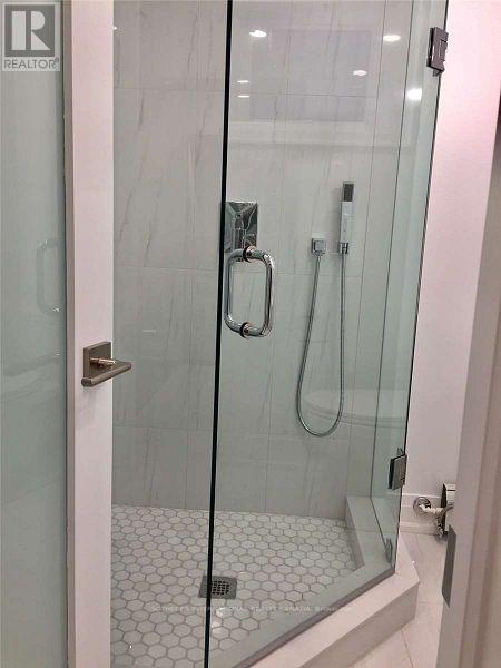 C - 340 Kenilworth Avenue, Toronto, Ontario  M4L 3S8 - Photo 10 - E12692400