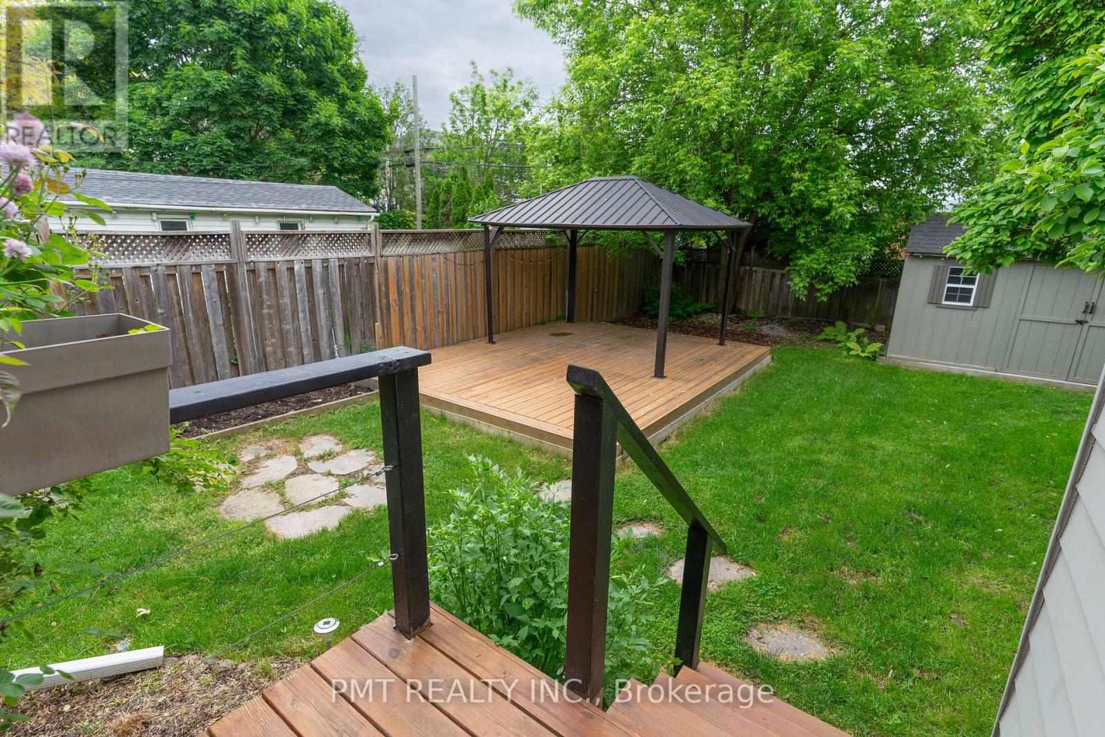 15 Dalecrest Drive, Toronto (O'connor-Parkview), Ontario  M4B 1V2 - Photo 21 - E12692434