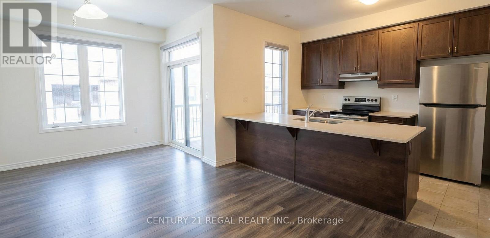 3281 Brigadier Avenue, Pickering, Ontario  L1X 0N1 - Photo 5 - E12692448