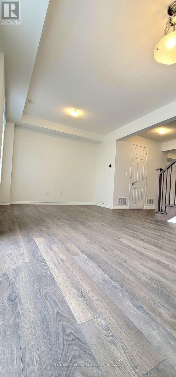 3281 Brigadier Avenue, Pickering, Ontario  L1X 0N1 - Photo 8 - E12692448