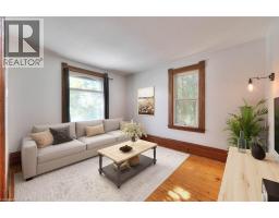 21 HURON Road, Mitchell, Ontario