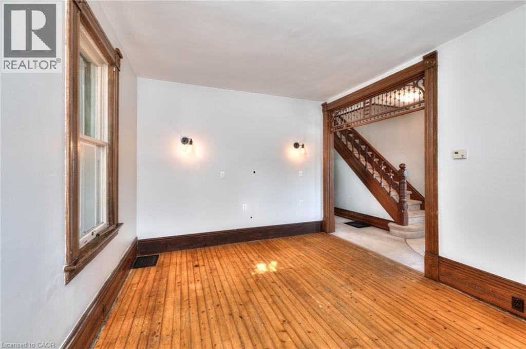 21 Huron Road, Mitchell, Ontario  N0K 1N0 - Photo 10 - 40796546