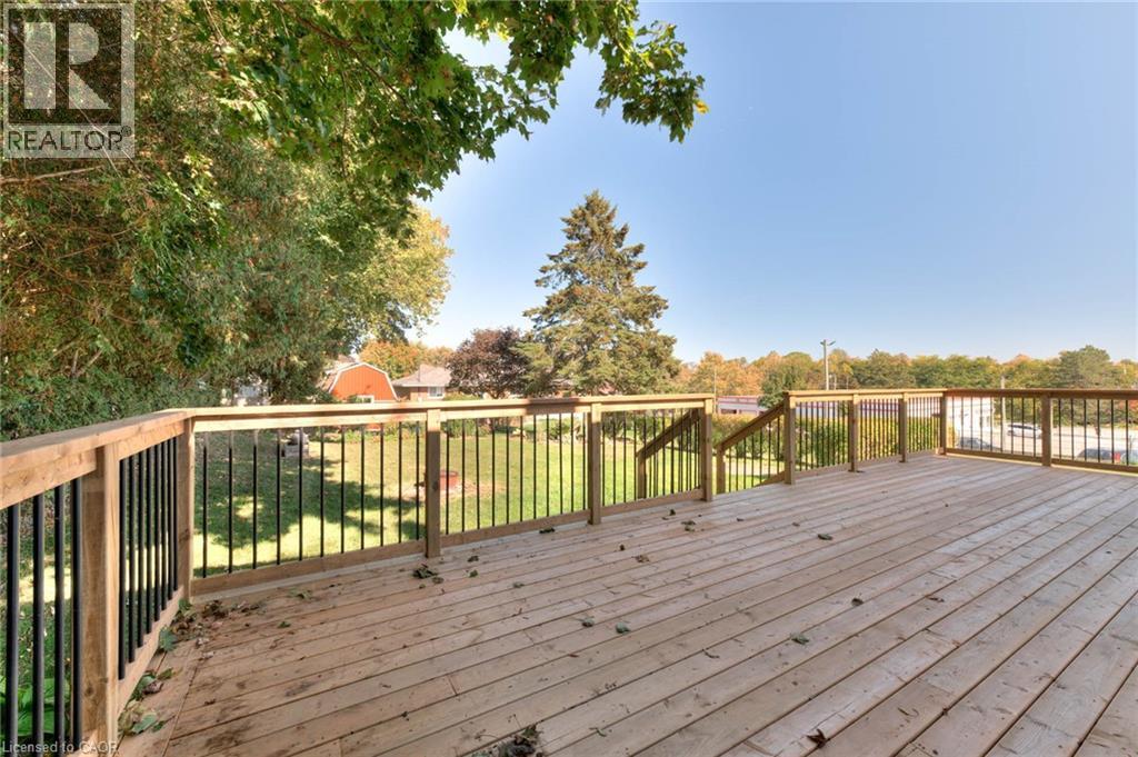 21 Huron Road, Mitchell, Ontario  N0K 1N0 - Photo 33 - 40796546