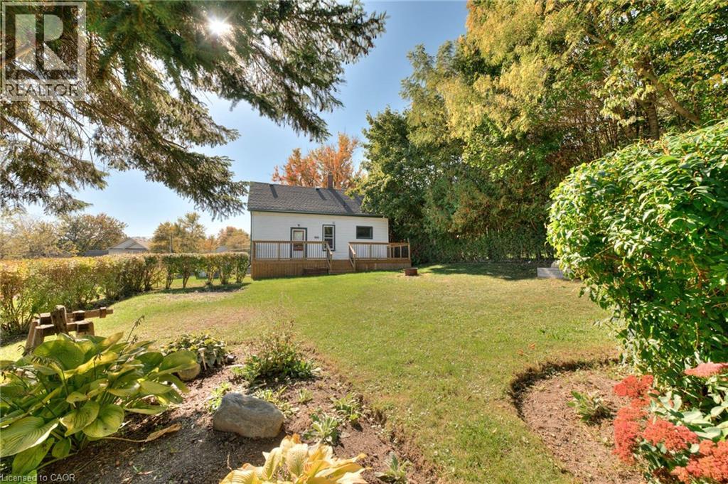 21 Huron Road, Mitchell, Ontario  N0K 1N0 - Photo 38 - 40796546