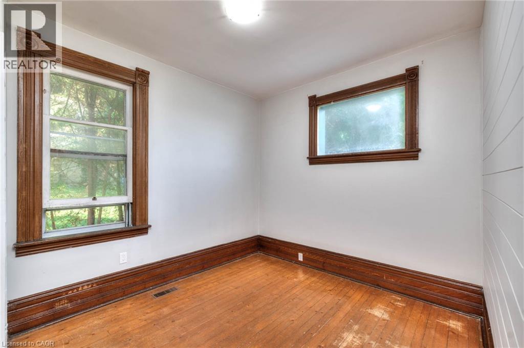 21 Huron Road, Mitchell, Ontario  N0K 1N0 - Photo 14 - 40796546