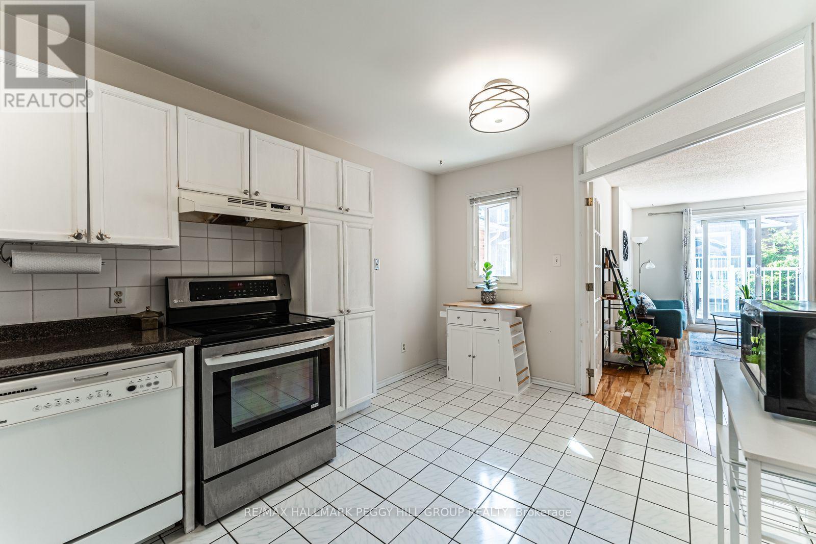 52 - 508 Essa Road, Barrie, Ontario  L4N 7L5 - Photo 6 - S12692422