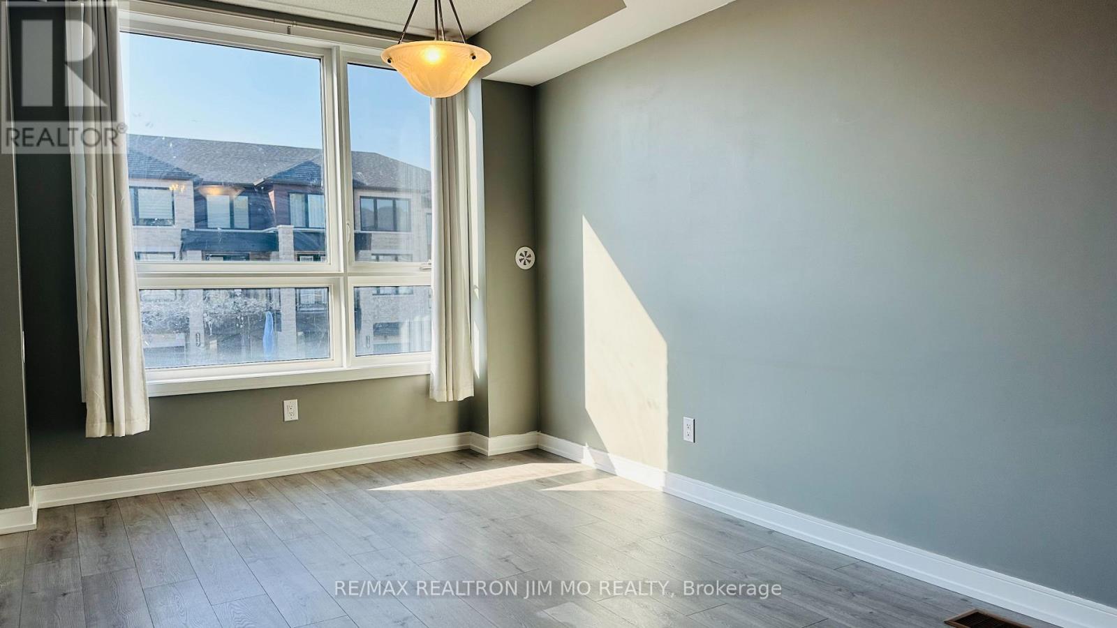 114 Blue Forest Crescent, Barrie, Ontario  L9J 0N7 - Photo 20 - S12692446