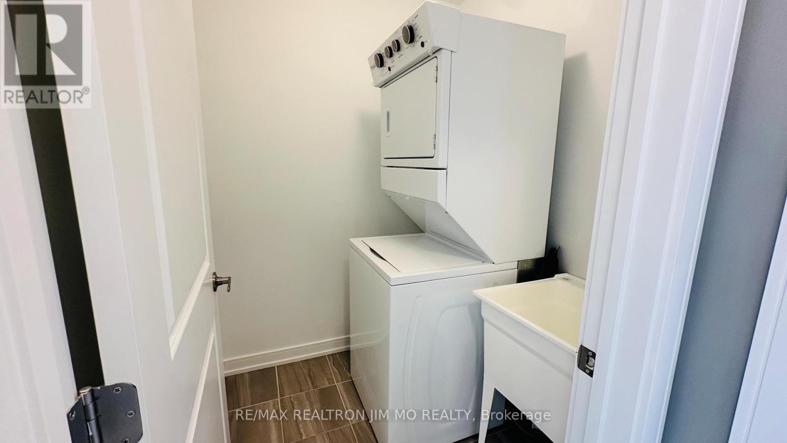 114 Blue Forest Crescent, Barrie, Ontario  L9J 0N7 - Photo 26 - S12692446