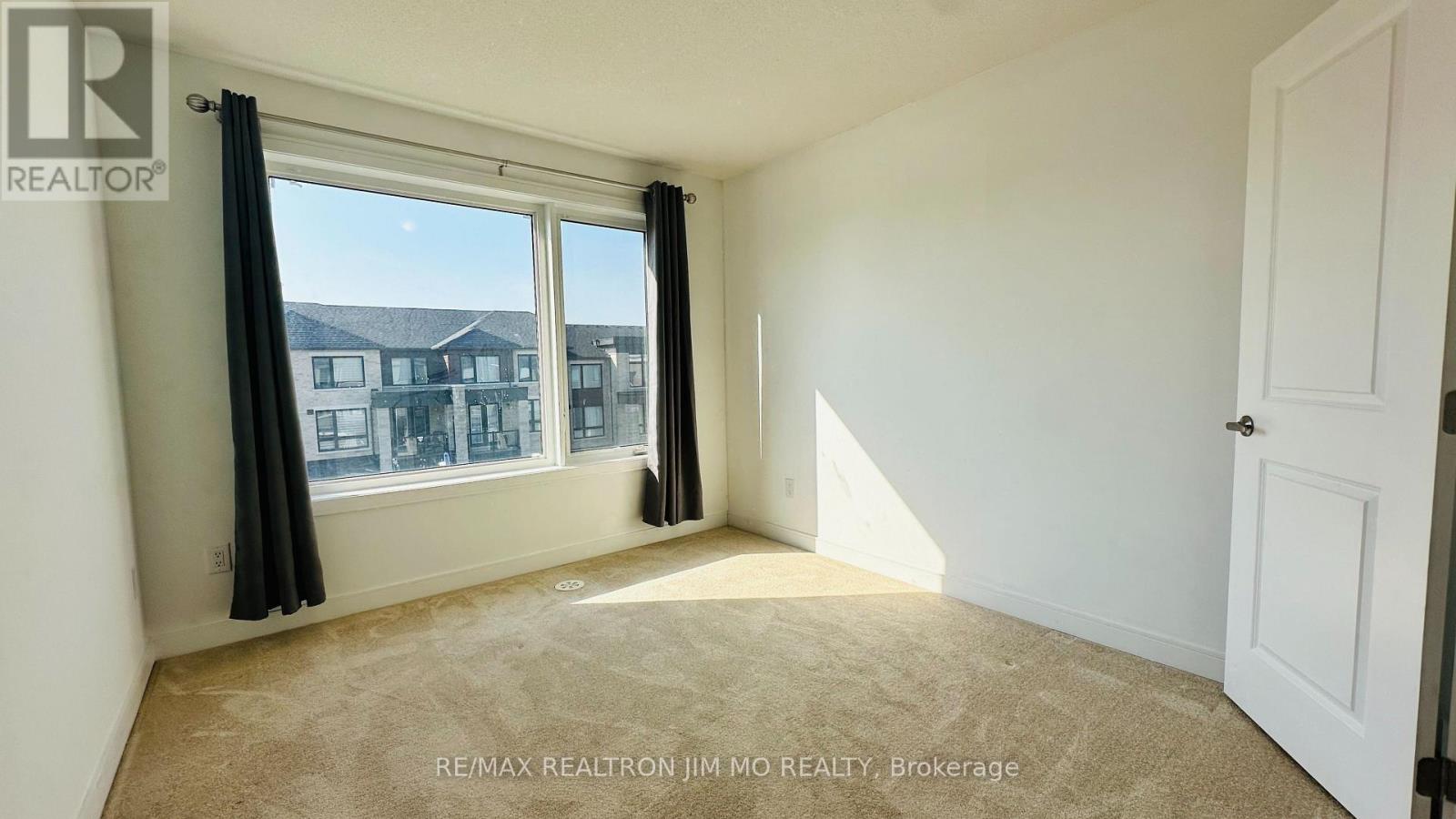 114 Blue Forest Crescent, Barrie, Ontario  L9J 0N7 - Photo 27 - S12692446