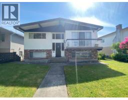 2704 WARD STREET, Vancouver, British Columbia